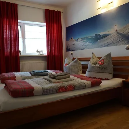 Ehlershus Apartment